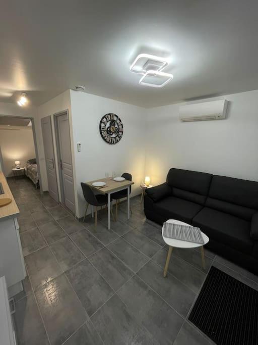 La Maisonnette Saint-Quentinoise Екстер'єр фото